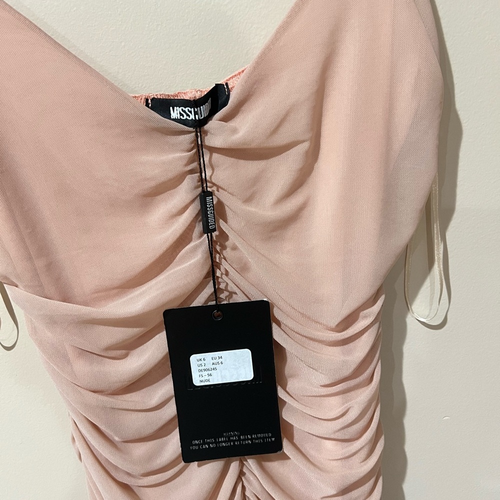 Missguided Ruched Dress - Picture 5 of 5
